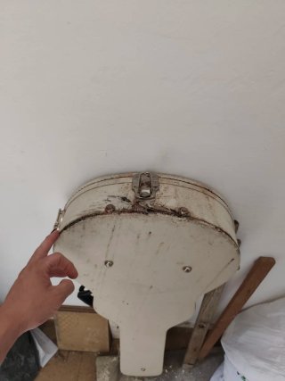 Funda de guitarra blanca