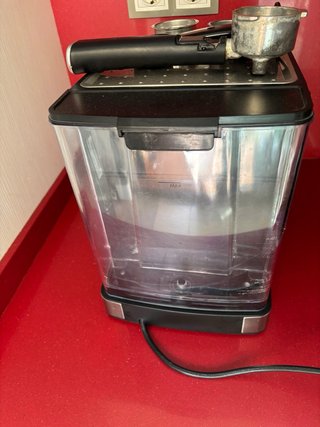 Macchina da caffè Cecotec in acciaio inossidabile