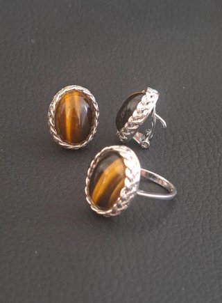 Conjunto Plata y Ojo de Tigre: Anillo y Pendientes