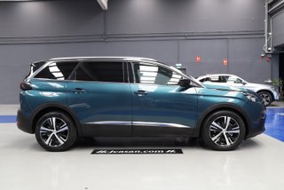 Peugeot 5008 2017