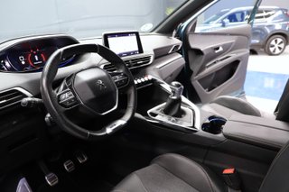 Peugeot 5008 2017