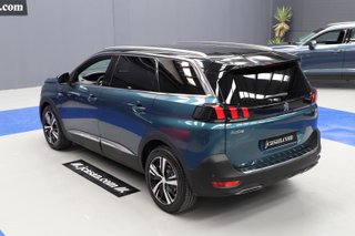 Peugeot 5008 2017