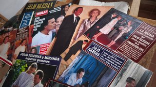 Lote Julio Iglesias. Articulos, portadas, posters