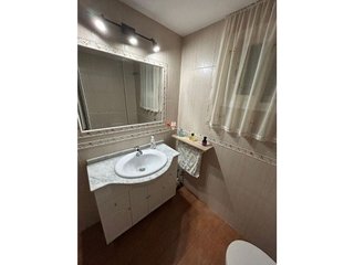 Piso en venta en Playamar en Torremolinos