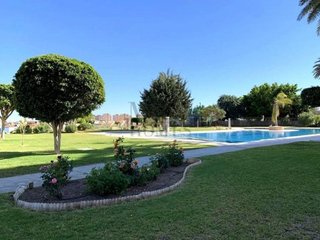 Piso en venta en Playamar en Torremolinos