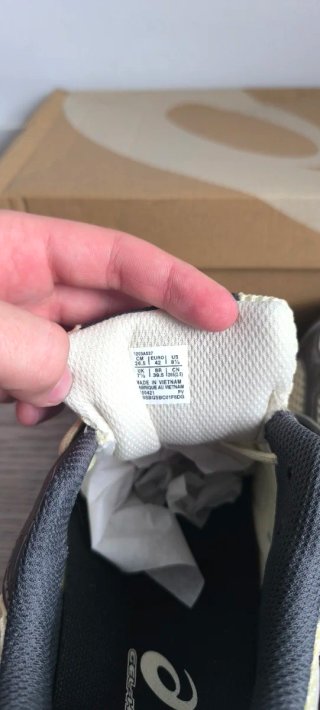 Asics Gel Kayano Beige/Plata