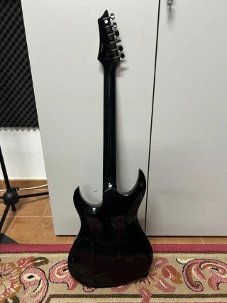 Guitarra Eléctrica Washburn Negra