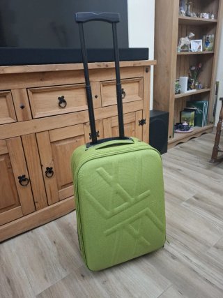Maleta Verde Mediana con Diseño