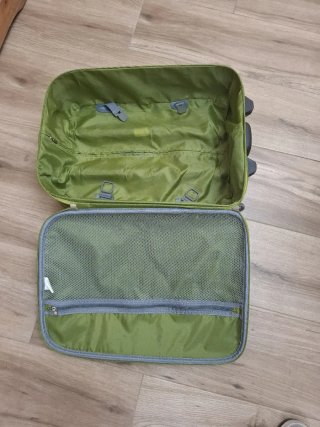 Maleta Verde Mediana con Diseño