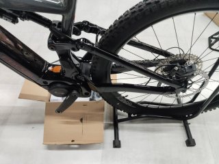 Bicicleta Eléctrica FOCUS JAM 6.7