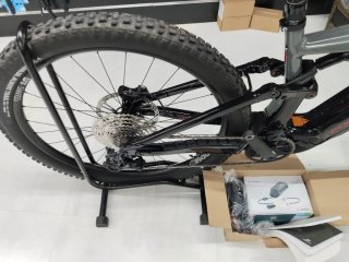 Bicicleta Eléctrica FOCUS JAM 6.7