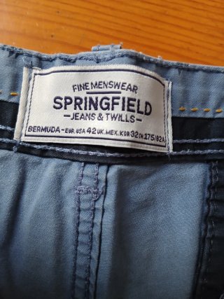 Pantalón corto estampado hombre