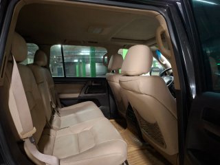 Toyota Land Cruiser 200 2012