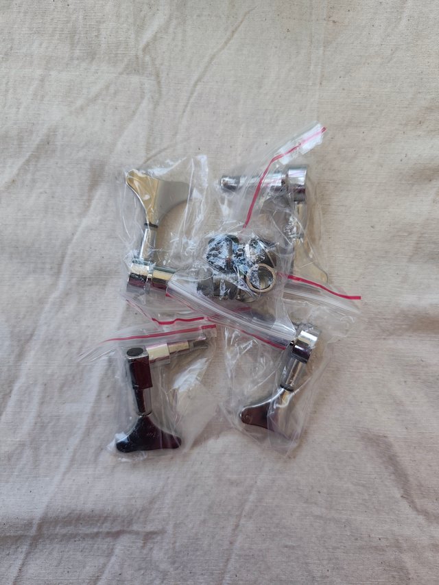 Juego de clavijas para bajo eléctrico - Plateadas