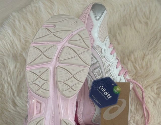 Asics GEL-NYC Rosa y Blanco Talla 39 Con etiqueta