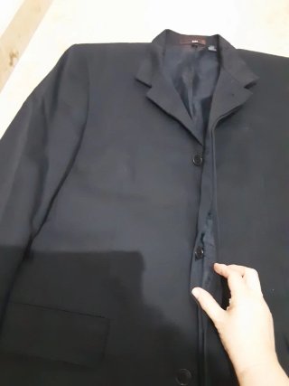 Chaqueta Zara Man XXL negra, forro raso, muy nueva
