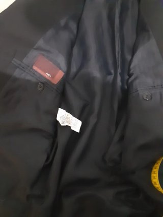 Chaqueta Zara Man XXL negra, forro raso, muy nueva