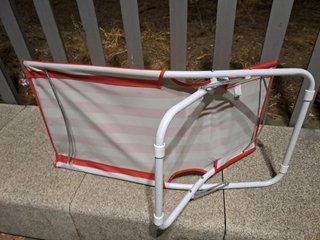 Hamaca ERGONOMICA roja y blanca MEDIANA tumbona