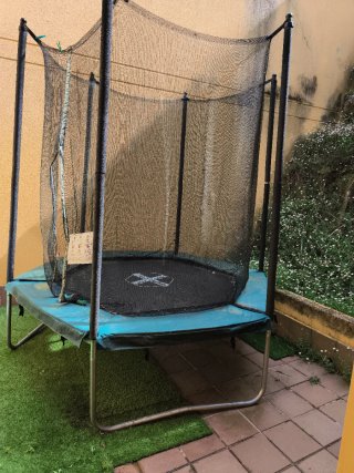 Cama elástica 240cm con red de seguridad