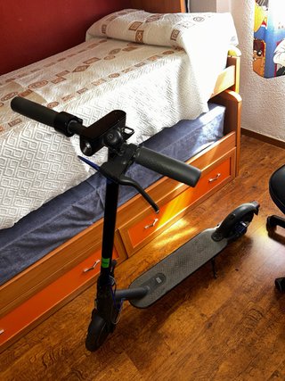 Patinete Eléctrico Xiaomi Mi 3 (Batería rota)