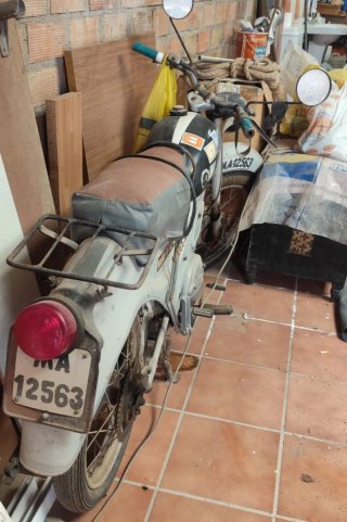 Moto Guzzi Hispania Clásica Años 60