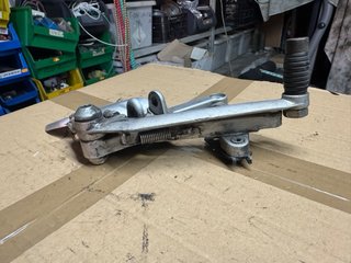 Estribera Derecha Aprilia RS50 Culo Avispa
