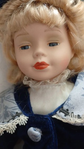 Muñeca de porcelana antigua 40cm