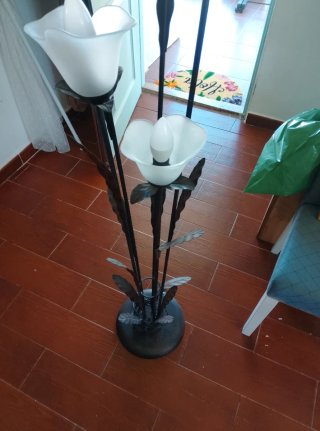 Lámpara de salón de cristal y metal