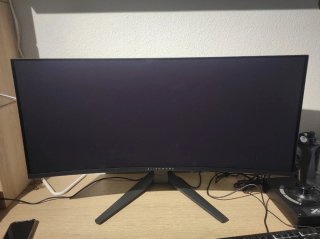 Monitor Alienware AW3423DWF Curvo