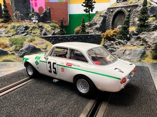 Alfa Romeo Giulia GTAm Scalextric / Slot Fly