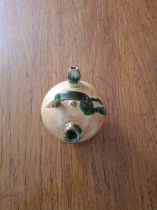 Botijo pequeño de cerámica