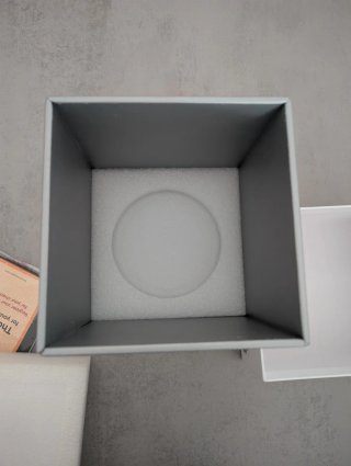 Caja Xeen 35mm T1.5 Canon EF.