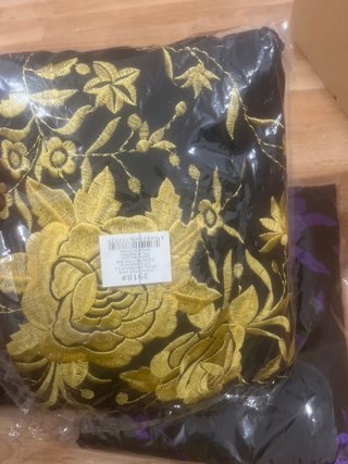 Manton Flamenco Negro Bordado Flores