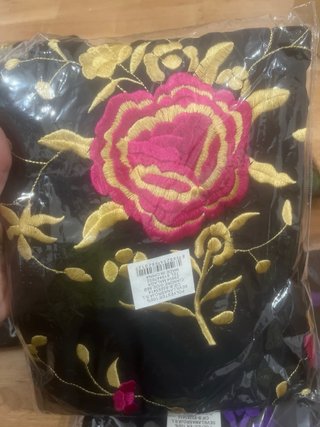 Manton Flamenco Negro Bordado Flores