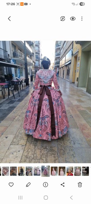 Traje de Fallera impecable