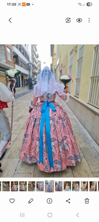 Traje de Fallera impecable