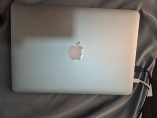 MacBook Pro RETINA 13 i7 8GB RAM 500GB SSD