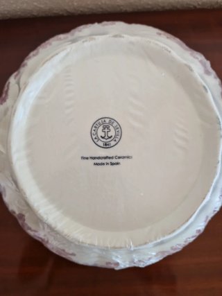 Cartuja, sopera porcelana vajilla roja a estrenar.