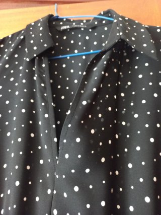 Vestido Zara lunares negro y blanco