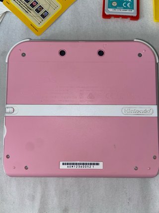 Nintendo 2DS Rosa con Accesorios