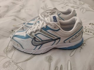 Deportivas Nike mujer talla 41