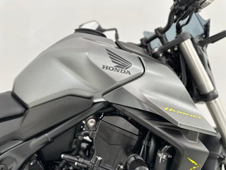 HONDA CB 750F HORNET LIMITADA A2