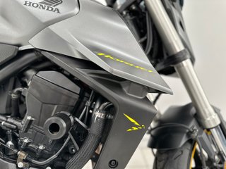HONDA CB 750F HORNET LIMITADA A2