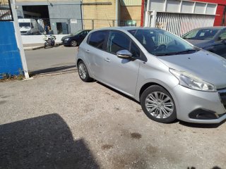 Peugeot 208 2017