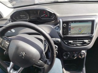 Peugeot 208 2017