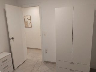 Se alquila habitación para CHICA en Gandía.