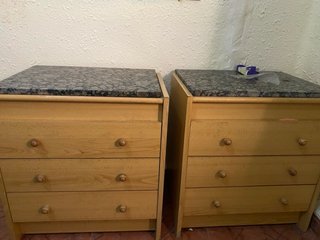 2 Comodini in Legno e Pietra