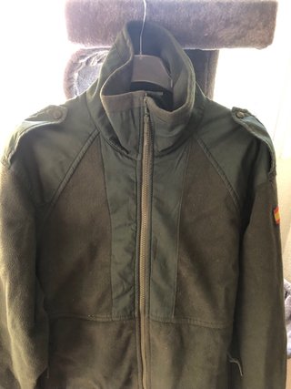 Chaqueta polar militar