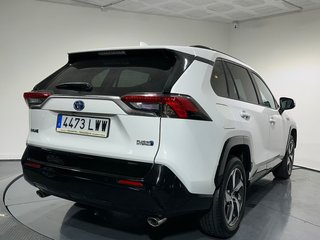 Toyota RAV4 2022 300PH Advance