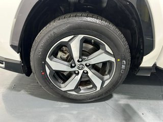 Toyota RAV4 2022 300PH Advance